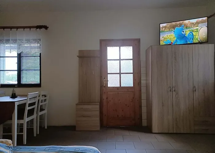 Chaloupka شاليه